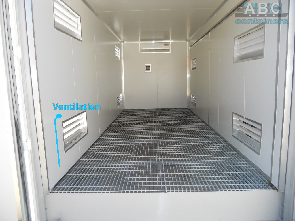 shipping container with ventilation (2)